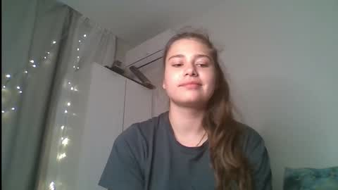 Snapshot of velveted_ivy chatting on 11-29-25, 12:08 velveted_ivy online show from 11-29-25, 12:08