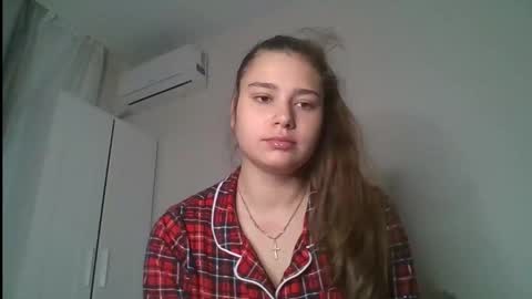 Snapshot of velveted_ivy chatting on 12-05-25, 10:57 velveted_ivy online show from 12-05-25, 10:57