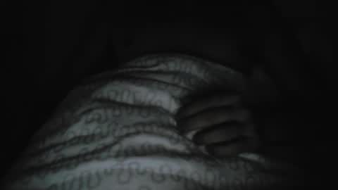 Snapshot of velvetluredesire chatting on 10-12-25, 05:23 Laraaa Lars online show from 10-12-25, 05:23