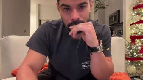 Snapshot of vendickx chatting on 12-02-25, 12:16 vendickx online show from 12-02-25, 12:16