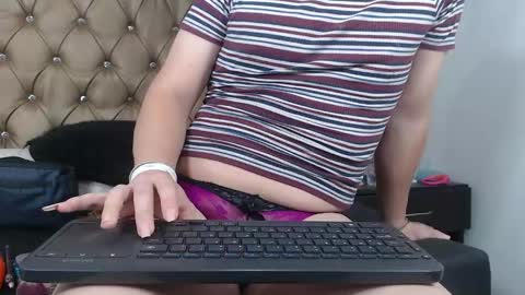veneno hot online show from 01-03-25, 02:51
