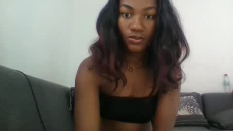 venerandeee online show from 09-18-25, 04:14