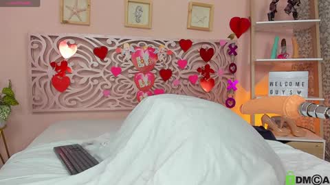 .. online show from 02-04-25, 12:33