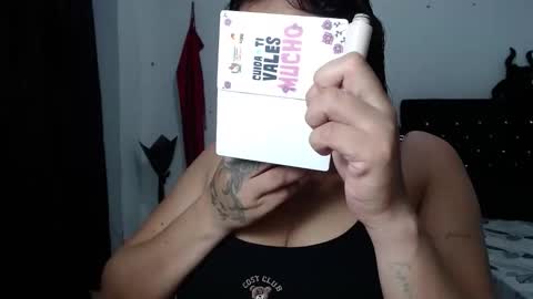 venus_menoza online show from 11-17-25, 12:33