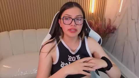 Snapshot of venus_velvet_tp chatting on 12-16-25, 12:59 Venus online show from 12-16-25, 12:59