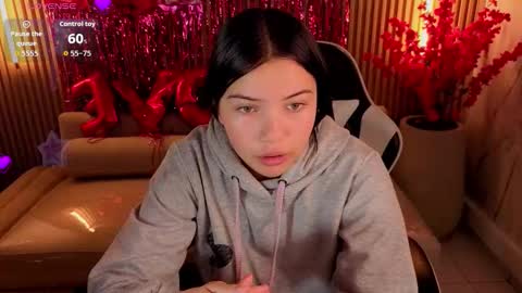 Snapshot of venus_velvet_tp chatting on 02-13-26, 12:56 Venus online show from 02-13-26, 12:56