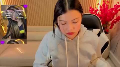 Snapshot of venus_velvet_tp chatting on 03-29-26, 01:00 Venus online show from 03-29-26, 01:00