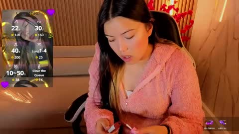 Snapshot of venus_velvet_tp chatting on 04-07-26, 01:33 Venus online show from 04-07-26, 01:33