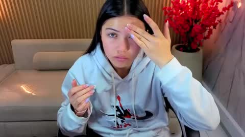 Snapshot of venus_velvet_tp chatting on 04-14-26, 12:55 Venus online show from 04-14-26, 12:55