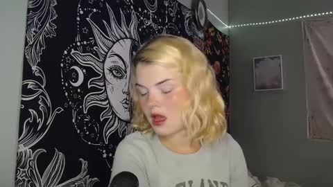 Miss Venus online show from 09-27-25, 02:05