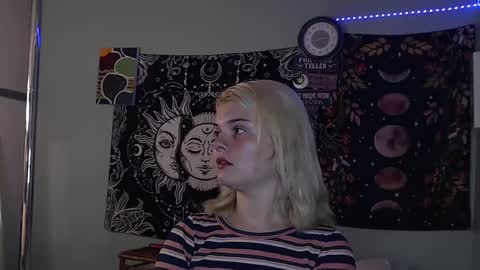 Miss Venus online show from 10-14-25, 02:40