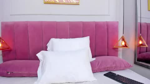 Venus online show from 10-10-25, 12:04