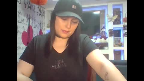 VENUSINA07 online show from 10-20-25, 06:47