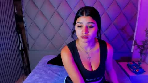 Venusowen  online show from 10-14-25, 12:28