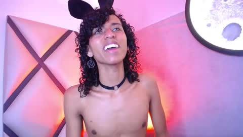 venuss_03 online show from 12-23-25, 03:37