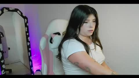 Venuss  online show from 04-17-26, 12:35