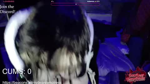 Snapshot of venustrappedflies chatting on 02-20-26, 05:37 Venus 3 online show from 02-20-26, 05:37