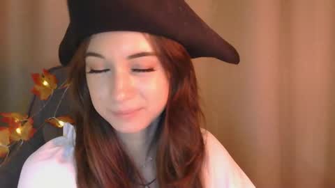 Una online show from 10-31-25, 02:18