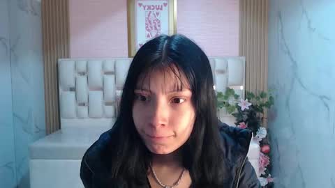 Snapshot of verana_s chatting on 10-23-25, 03:06 Verana online show from 10-23-25, 03:06