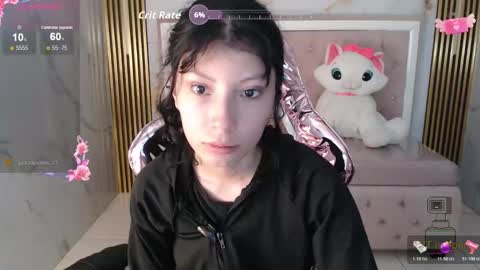 Snapshot of verana_s chatting on 11-28-25, 08:22 Verana online show from 11-28-25, 08:22