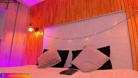 veraswan1 online show from 01-08-25, 11:52