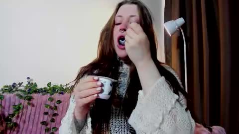 Sonya online show from 11-23-25, 07:19