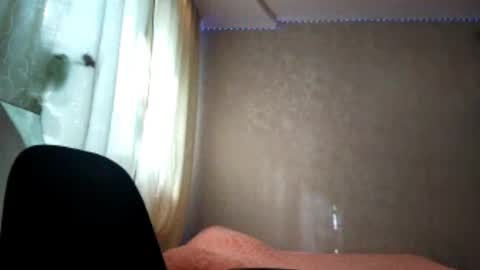 Snapshot of vernettaorlikowski chatting on 10-17-25, 07:44 Vetta online show from 10-17-25, 07:44