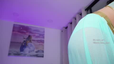 Snapshot of vero_cam chatting on 11-02-25, 02:58 vero_cam online show from 11-02-25, 02:58