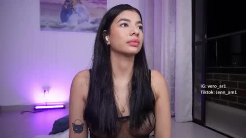 Snapshot of vero_cam chatting on 11-13-25, 12:09 vero_cam online show from 11-13-25, 12:09
