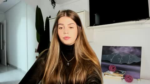 Snapshot of veronarolls chatting on 11-21-25, 11:14 Lolitalolz online show from 11-21-25, 11:14