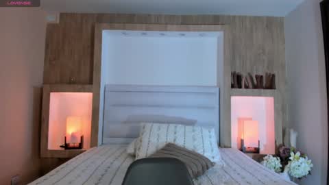 Johovanna online show from 02-25-26, 01:21