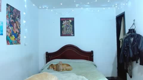 Veronica online show from 10-25-25, 05:26