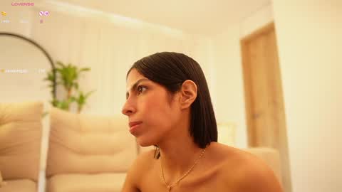 Veronica online show from 12-10-24, 03:22