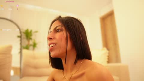 Veronica online show from 12-20-24, 02:49