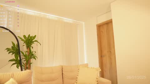 Veronica online show from 01-26-25, 02:08