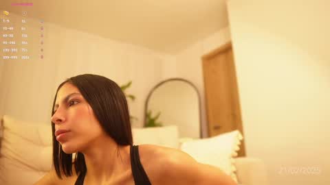 Veronica online show from 02-21-25, 11:22