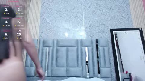 Snapshot of veronica_roose chatting on 11-03-25, 12:28 Veronica online show from 11-03-25, 12:28