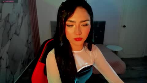 Snapshot of veronicablakee_ chatting on 11-29-25, 04:15 veronicablakee online show from 11-29-25, 04:15