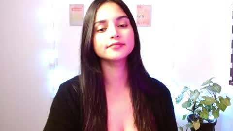 VeronicaFire online show from 11-21-25, 02:43