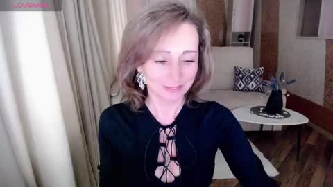 Helen online show from 01-29-25, 04:58