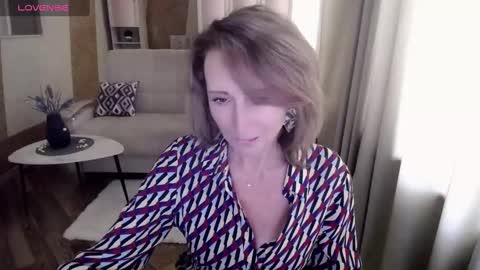 Helen online show from 02-06-25, 08:29