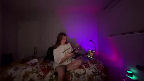 Veronica Lake online show from 11-16-25, 06:08