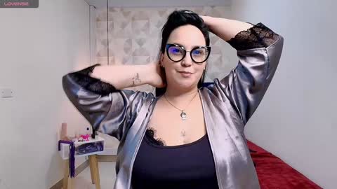 veroniicabbw online show from 12-15-24, 09:13
