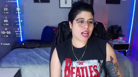 Miss Veronika online show from 01-02-25, 02:43