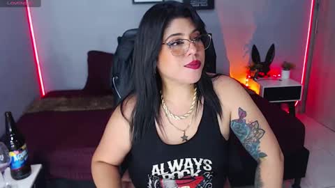 Miss Veronika online show from 01-25-25, 12:48