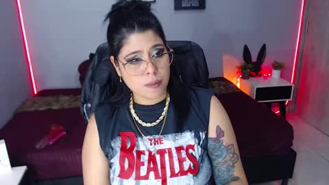 Miss Veronika online show from 01-28-25, 01:29
