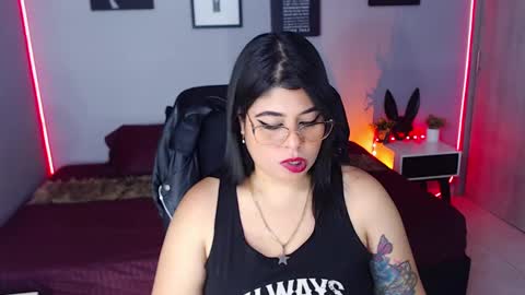Miss Veronika online show from 01-29-25, 07:00