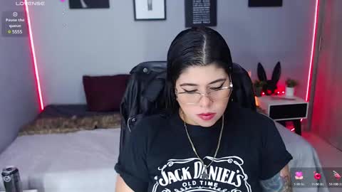 Miss Veronika online show from 02-11-25, 10:04