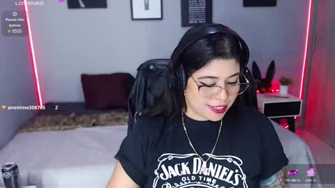 Miss Veronika online show from 02-11-25, 01:09