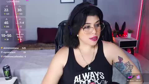 Miss Veronika online show from 02-14-25, 01:40